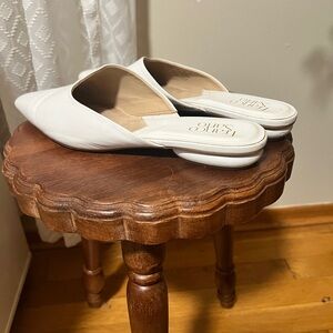 Franco Sarto White Pointed Leather Slip-On Mules